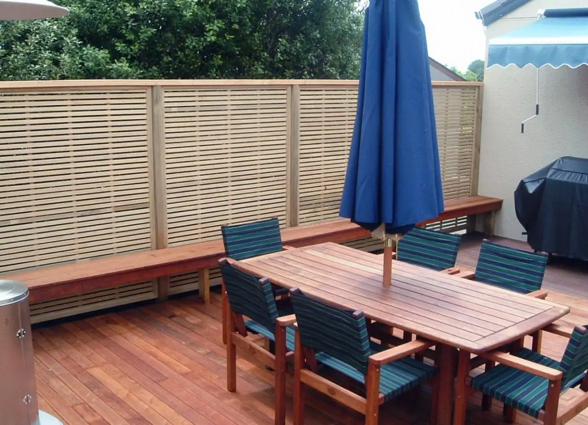 Kwila timber deck with oriental pine trellis.